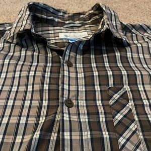 Men’s Columbia button down dress shirt size Small